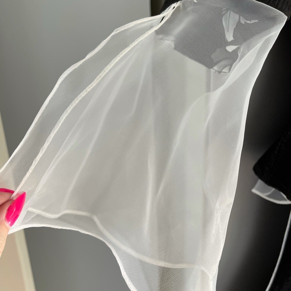 LAVANTINO Black & White Stripe 2pc Silk Suit Sz 10 - Picture 8 of 12